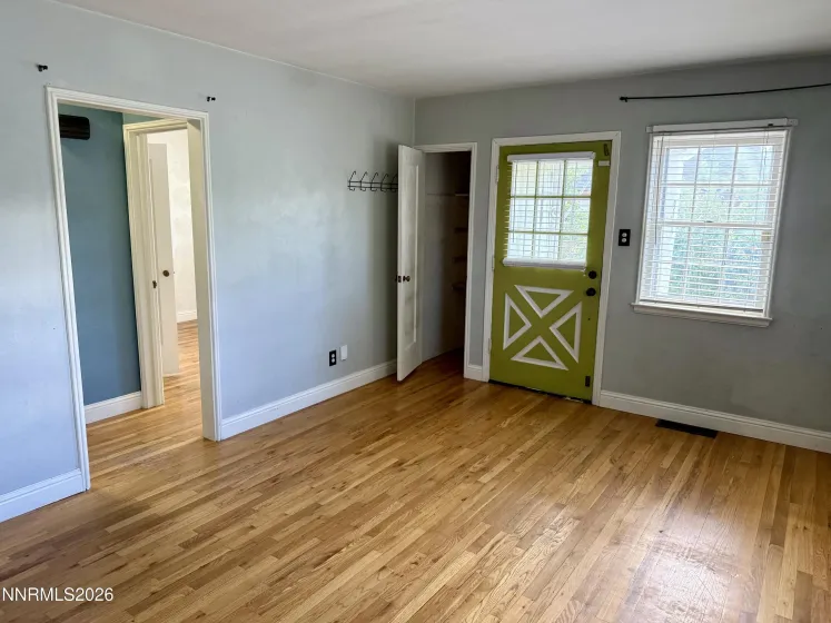 970 Vine, Reno, Nevada 89503, 2 Bedrooms Bedrooms, ,1 BathroomBathrooms,Residential,Residential,Vine,0,260011613