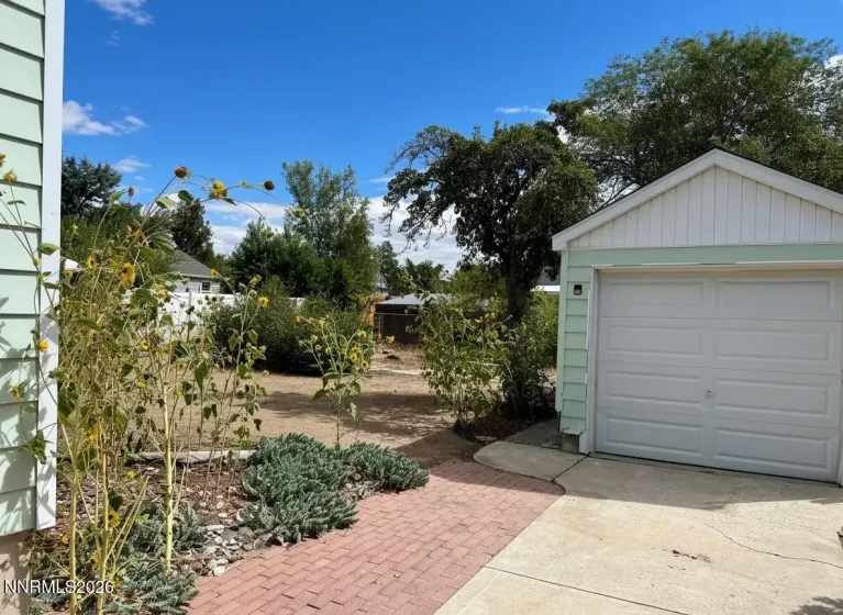 970 Vine, Reno, Nevada 89503, 2 Bedrooms Bedrooms, ,1 BathroomBathrooms,Residential,Residential,Vine,0,260011613