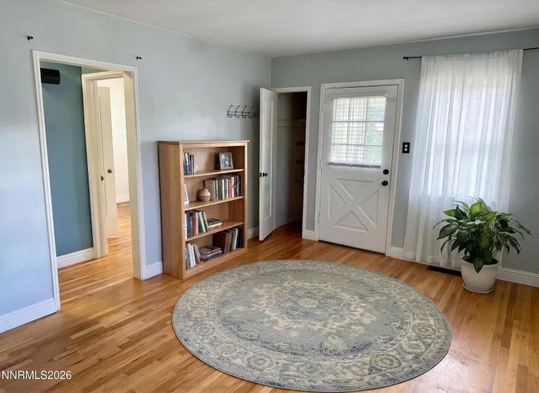 970 Vine, Reno, Nevada 89503, 2 Bedrooms Bedrooms, ,1 BathroomBathrooms,Residential,Residential,Vine,0,260011613