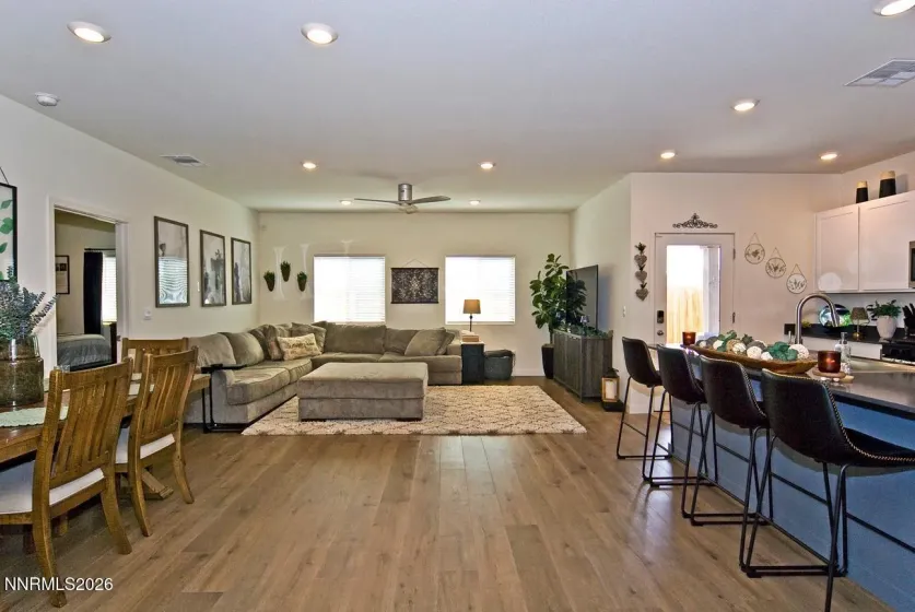 213 Chandler, Dayton, Nevada 89403, 3 Bedrooms Bedrooms, ,2 BathroomsBathrooms,Residential,Residential,Chandler,0,260011615