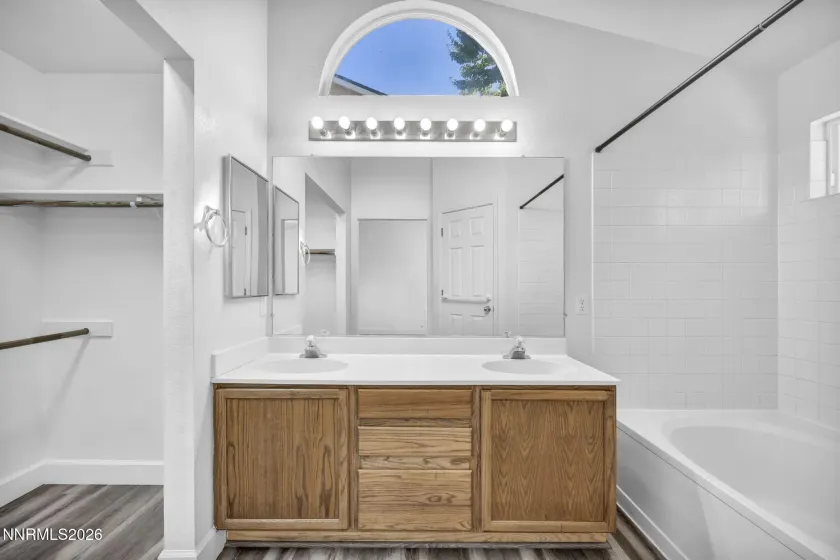 5125 Lorenzo, Sparks, Nevada 89436, 3 Bedrooms Bedrooms, ,2 BathroomsBathrooms,Residential,Residential,Lorenzo,0,260011617