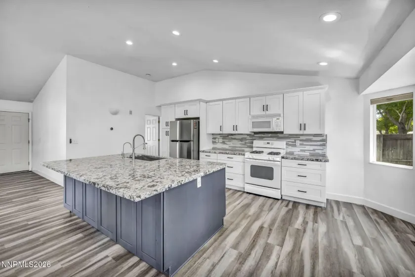 5125 Lorenzo, Sparks, Nevada 89436, 3 Bedrooms Bedrooms, ,2 BathroomsBathrooms,Residential,Residential,Lorenzo,0,260011617
