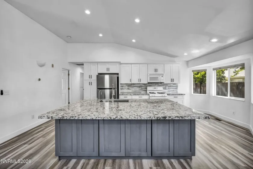 5125 Lorenzo, Sparks, Nevada 89436, 3 Bedrooms Bedrooms, ,2 BathroomsBathrooms,Residential,Residential,Lorenzo,0,260011617