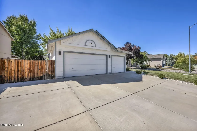 5125 Lorenzo, Sparks, Nevada 89436, 3 Bedrooms Bedrooms, ,2 BathroomsBathrooms,Residential,Residential,Lorenzo,0,260011617