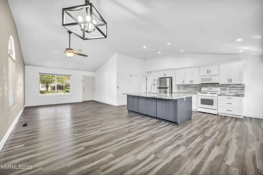 5125 Lorenzo, Sparks, Nevada 89436, 3 Bedrooms Bedrooms, ,2 BathroomsBathrooms,Residential,Residential,Lorenzo,0,260011617