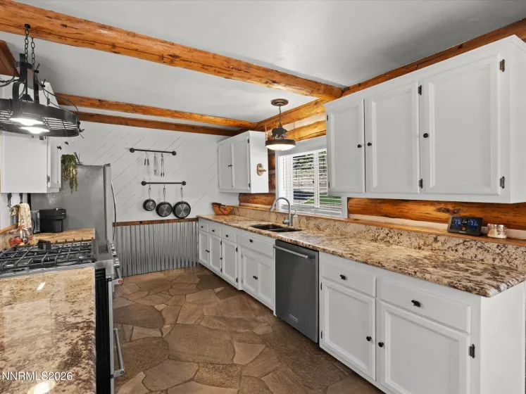 429 Barrett, Stateline, Nevada 89449, 3 Bedrooms Bedrooms, ,2 BathroomsBathrooms,Residential,Residential,Barrett,0,260011619