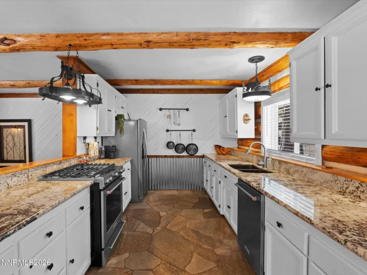 429 Barrett, Stateline, Nevada 89449, 3 Bedrooms Bedrooms, ,2 BathroomsBathrooms,Residential,Residential,Barrett,0,260011619