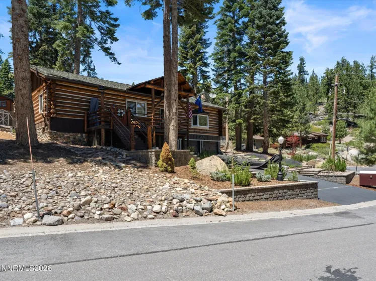 429 Barrett, Stateline, Nevada 89449, 3 Bedrooms Bedrooms, ,2 BathroomsBathrooms,Residential,Residential,Barrett,0,260011619