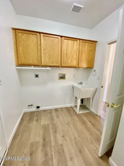 1010 Silveranch, Gardnerville, Nevada 89460, 3 Bedrooms Bedrooms, ,2 BathroomsBathrooms,Residential,Residential,Silveranch,0,260008633