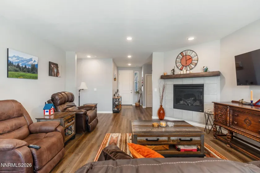 132 Avalanche, Dayton, Nevada 89403, 3 Bedrooms Bedrooms, ,2 BathroomsBathrooms,Residential,Residential,Avalanche,0,260011620