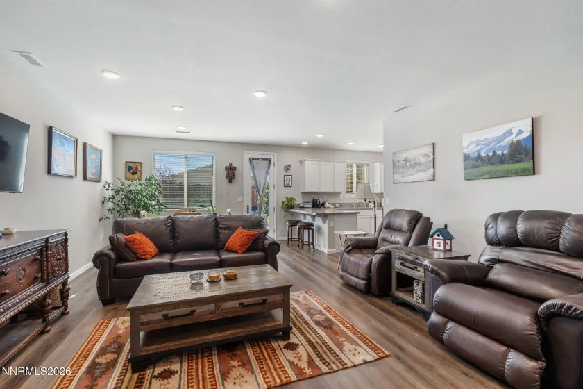 132 Avalanche, Dayton, Nevada 89403, 3 Bedrooms Bedrooms, ,2 BathroomsBathrooms,Residential,Residential,Avalanche,0,260011620