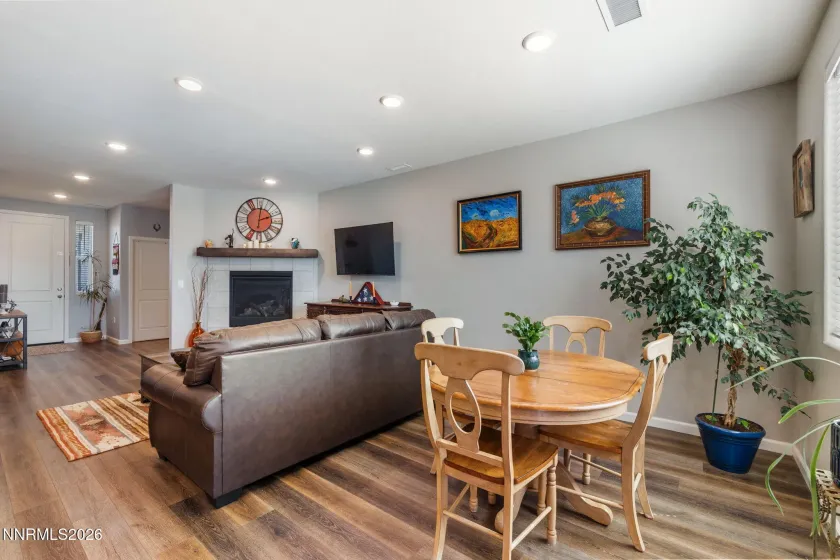 132 Avalanche, Dayton, Nevada 89403, 3 Bedrooms Bedrooms, ,2 BathroomsBathrooms,Residential,Residential,Avalanche,0,260011620