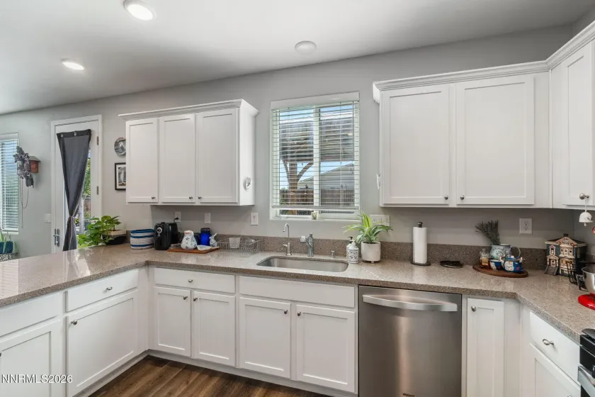 132 Avalanche, Dayton, Nevada 89403, 3 Bedrooms Bedrooms, ,2 BathroomsBathrooms,Residential,Residential,Avalanche,0,260011620