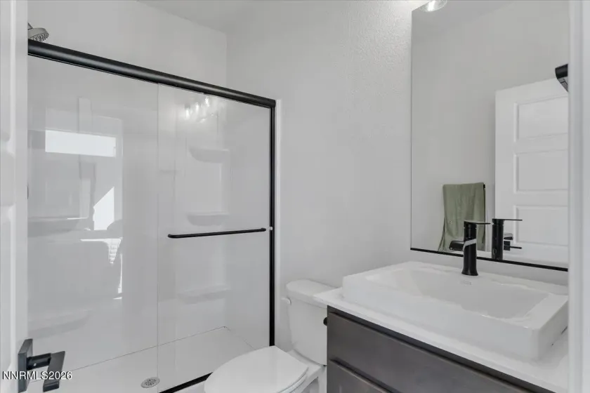 110 Rissone, Reno, Nevada 89503, 2 Bedrooms Bedrooms, ,3 BathroomsBathrooms,Residential,Residential,Rissone,0,260011622