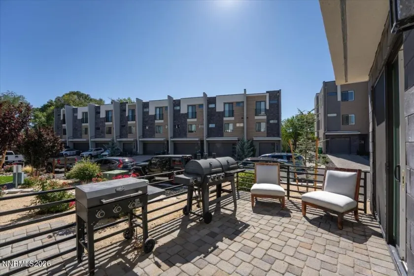 110 Rissone, Reno, Nevada 89503, 2 Bedrooms Bedrooms, ,3 BathroomsBathrooms,Residential,Residential,Rissone,0,260011622