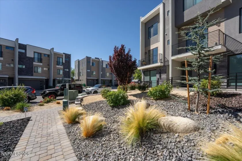 110 Rissone, Reno, Nevada 89503, 2 Bedrooms Bedrooms, ,3 BathroomsBathrooms,Residential,Residential,Rissone,0,260011622