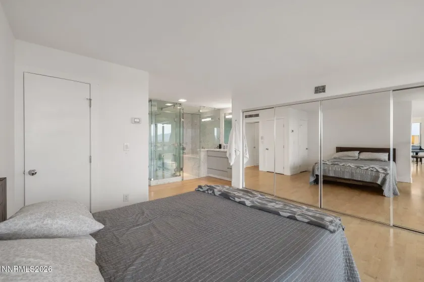 100 Arlington, Reno, Nevada 89501, 1 Bedroom Bedrooms, ,2 BathroomsBathrooms,Residential,Residential,Arlington,0,260011624