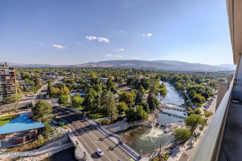 100 Arlington, Reno, Nevada 89501, 1 Bedroom Bedrooms, ,2 BathroomsBathrooms,Residential,Residential,Arlington,0,260011624