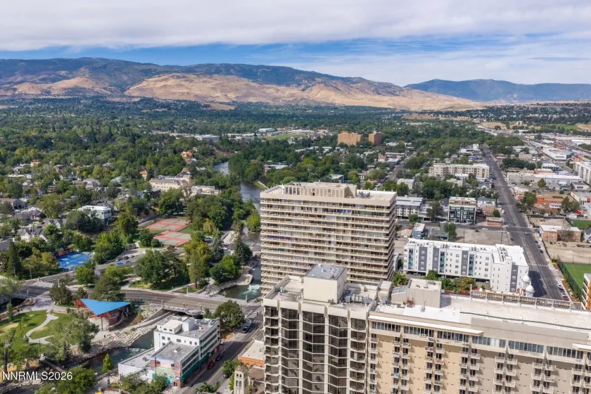 100 Arlington, Reno, Nevada 89501, 1 Bedroom Bedrooms, ,2 BathroomsBathrooms,Residential,Residential,Arlington,0,260011624