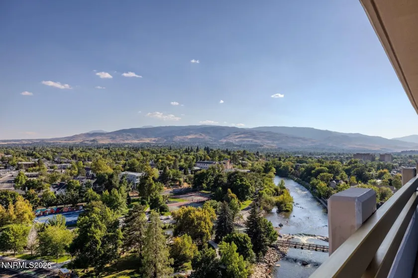 100 Arlington, Reno, Nevada 89501, 1 Bedroom Bedrooms, ,2 BathroomsBathrooms,Residential,Residential,Arlington,0,260011624