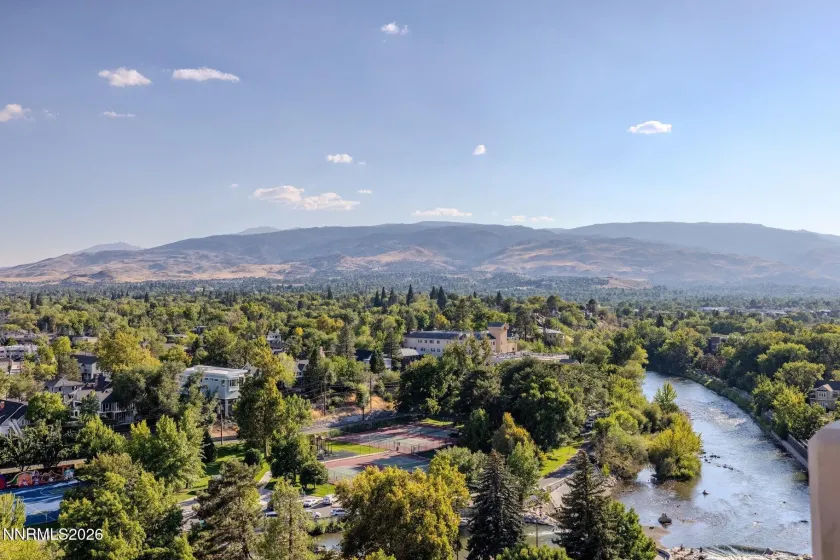 100 Arlington, Reno, Nevada 89501, 1 Bedroom Bedrooms, ,2 BathroomsBathrooms,Residential,Residential,Arlington,0,260011624