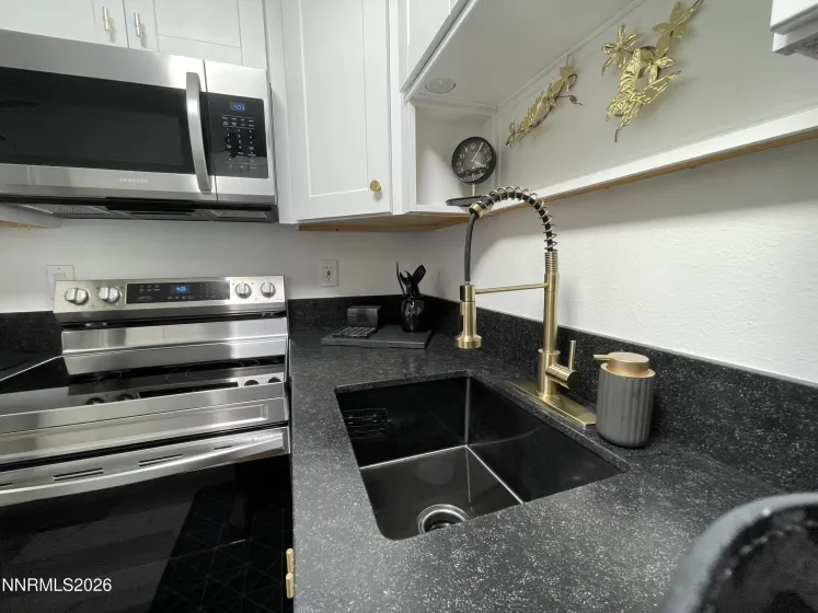 1055 Baywood #D, Sparks, Nevada 89434, 1 Bedroom Bedrooms, ,1 BathroomBathrooms,Residential,Residential,Baywood #D,0,260011638