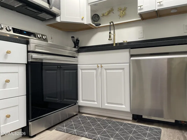 1055 Baywood #D, Sparks, Nevada 89434, 1 Bedroom Bedrooms, ,1 BathroomBathrooms,Residential,Residential,Baywood #D,0,260011638