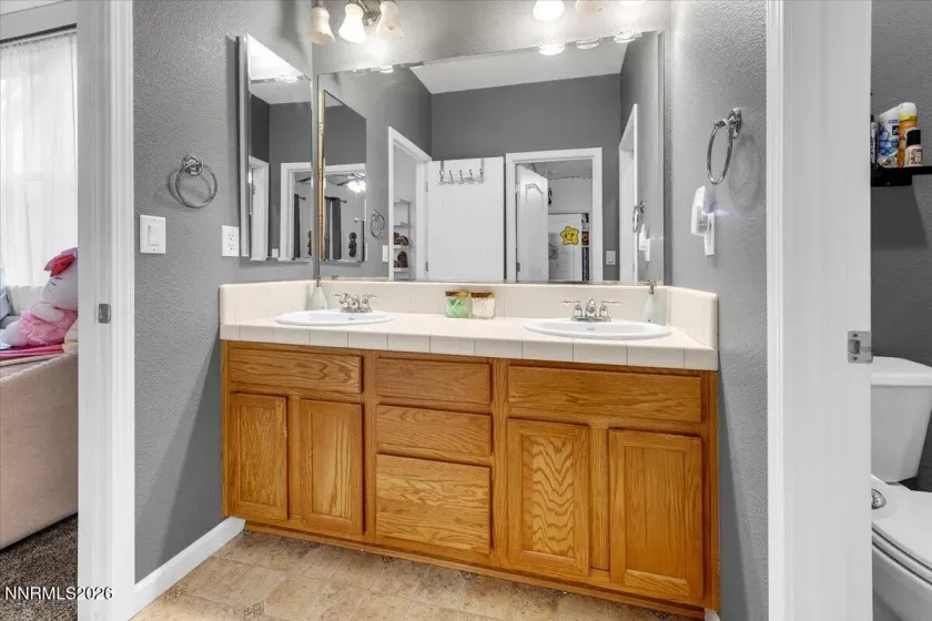 7215 Fox Wood, Sparks, Nevada 89436, 3 Bedrooms Bedrooms, ,3 BathroomsBathrooms,Residential,Residential,Fox Wood,0,260011640