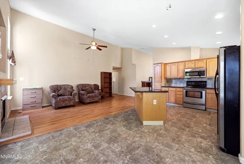 4716 Pradera, Sparks, Nevada 89436, 4 Bedrooms Bedrooms, ,2 BathroomsBathrooms,Residential,Residential,Pradera,0,260011646