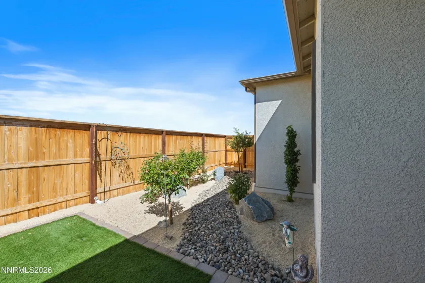 7285 Basin Rdg, Sparks, Nevada 89436, 2 Bedrooms Bedrooms, ,2 BathroomsBathrooms,Residential,Residential,Basin Rdg,0,260011649