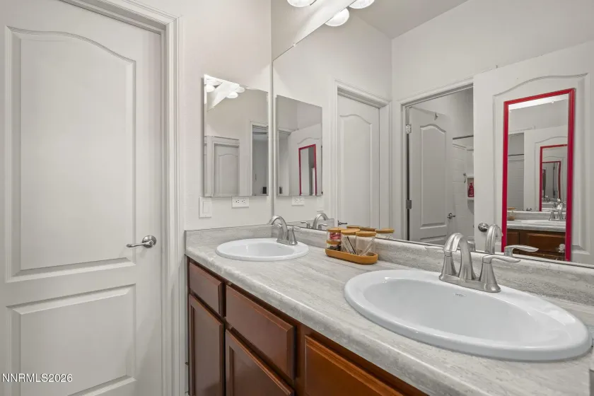 18527 Mountain Ash, Reno, Nevada 89508, 4 Bedrooms Bedrooms, ,3 BathroomsBathrooms,Residential,Residential,Mountain Ash,0,260011626