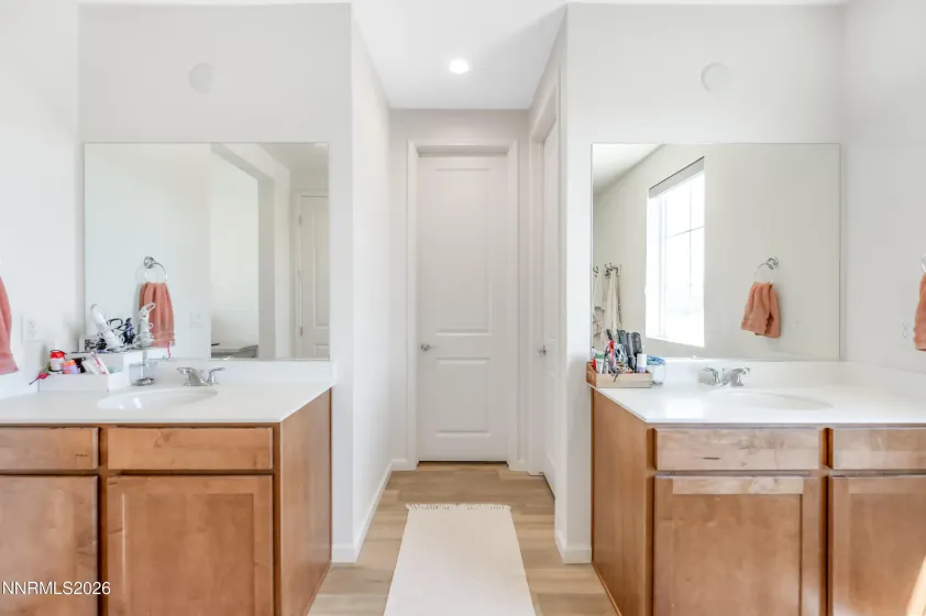8007 Furnace Creek, Sparks, Nevada 89436, 4 Bedrooms Bedrooms, ,3 BathroomsBathrooms,Residential,Residential,Furnace Creek,0,260011657