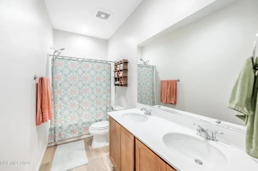 8007 Furnace Creek, Sparks, Nevada 89436, 4 Bedrooms Bedrooms, ,3 BathroomsBathrooms,Residential,Residential,Furnace Creek,0,260011657