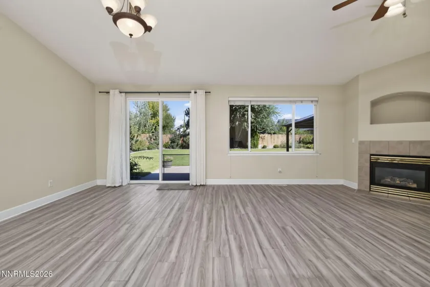 1487 Longfellow, Gardnerville, Nevada 89410, 3 Bedrooms Bedrooms, ,2 BathroomsBathrooms,Residential,Residential,Longfellow,0,260011668