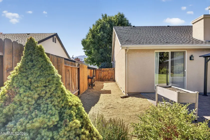 1487 Longfellow, Gardnerville, Nevada 89410, 3 Bedrooms Bedrooms, ,2 BathroomsBathrooms,Residential,Residential,Longfellow,0,260011668