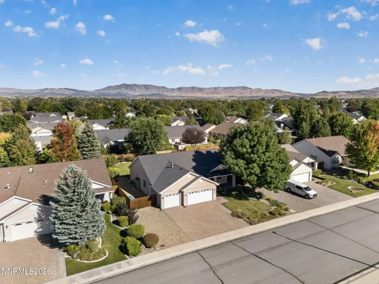1487 Longfellow, Gardnerville, Nevada 89410, 3 Bedrooms Bedrooms, ,2 BathroomsBathrooms,Residential,Residential,Longfellow,0,260011668