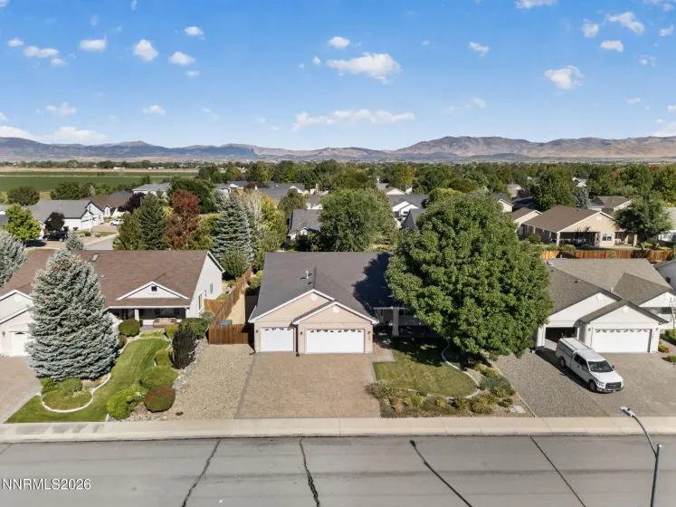 1487 Longfellow, Gardnerville, Nevada 89410, 3 Bedrooms Bedrooms, ,2 BathroomsBathrooms,Residential,Residential,Longfellow,0,260011668