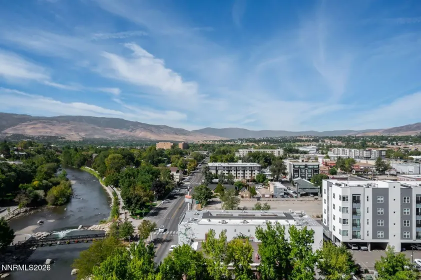 100 Arlington, Reno, Nevada 89501, 1 Bedroom Bedrooms, ,2 BathroomsBathrooms,Residential,Residential,Arlington,0,260011669
