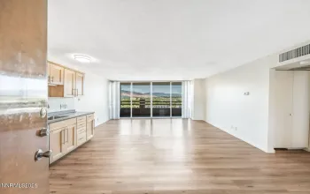 100 Arlington, Reno, Nevada 89501, 1 Bedroom Bedrooms, ,2 BathroomsBathrooms,Residential,Residential,Arlington,0,260011669