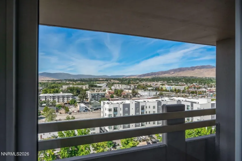 100 Arlington, Reno, Nevada 89501, 1 Bedroom Bedrooms, ,2 BathroomsBathrooms,Residential,Residential,Arlington,0,260011669