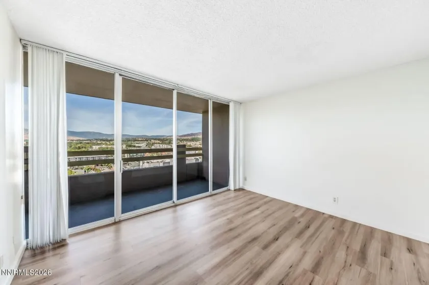 100 Arlington, Reno, Nevada 89501, 1 Bedroom Bedrooms, ,2 BathroomsBathrooms,Residential,Residential,Arlington,0,260011669