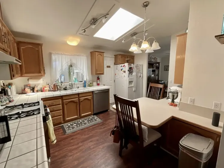 19 Coventry Way, Reno, Nevada 89506, 2 Bedrooms Bedrooms, 12 Rooms Rooms,2 BathroomsBathrooms,Manufactured,Residential,Coventry,0,260011672