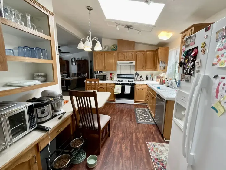 19 Coventry Way, Reno, Nevada 89506, 2 Bedrooms Bedrooms, 12 Rooms Rooms,2 BathroomsBathrooms,Manufactured,Residential,Coventry,0,260011672