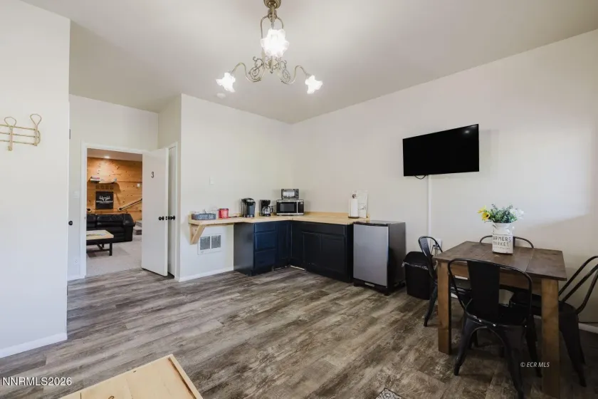 925 Lamoille, Lamoille, Nevada 89828, ,Commercial Sale,Residential,Lamoille,0,260011692