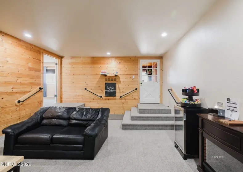 925 Lamoille, Lamoille, Nevada 89828, ,Commercial Sale,Residential,Lamoille,0,260011692