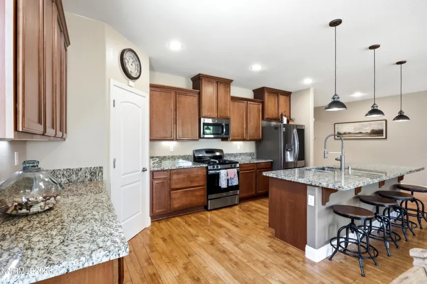 4270 Matter, Sparks, Nevada 89436, 3 Bedrooms Bedrooms, ,2 BathroomsBathrooms,Residential,Residential,Matter,0,260011687
