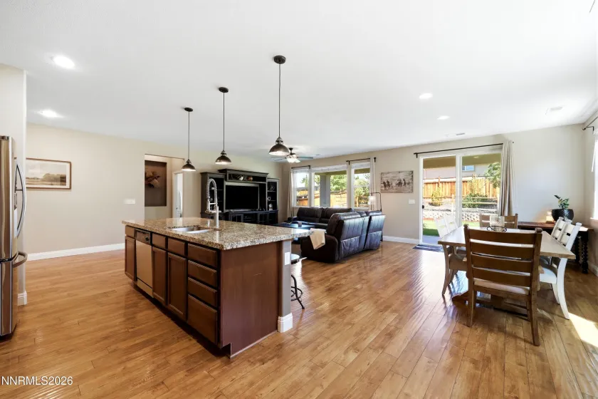 4270 Matter, Sparks, Nevada 89436, 3 Bedrooms Bedrooms, ,2 BathroomsBathrooms,Residential,Residential,Matter,0,260011687