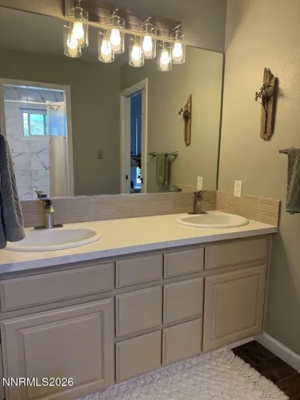 1547 Kestrel, Reno, Nevada 89509, 5 Bedrooms Bedrooms, ,4 BathroomsBathrooms,Residential,Residential,Kestrel,0,260011797
