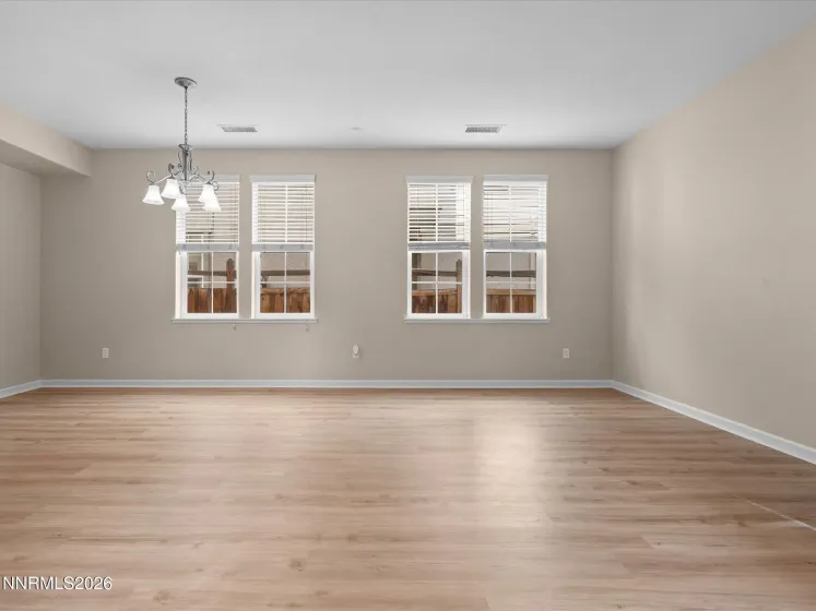 7057 Sacred, Sparks, Nevada 89436, 4 Bedrooms Bedrooms, ,3 BathroomsBathrooms,Residential,Residential,Sacred,0,260011807
