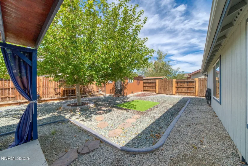 1660 Round Up, Fernley, Nevada 89408, 3 Bedrooms Bedrooms, ,2 BathroomsBathrooms,Residential,Residential,Round Up,0,260011768